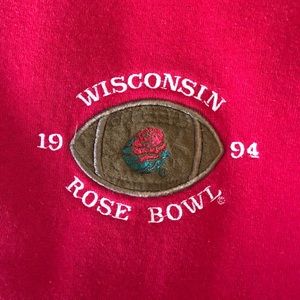 Vintage univ. of Wisconsin crew neck